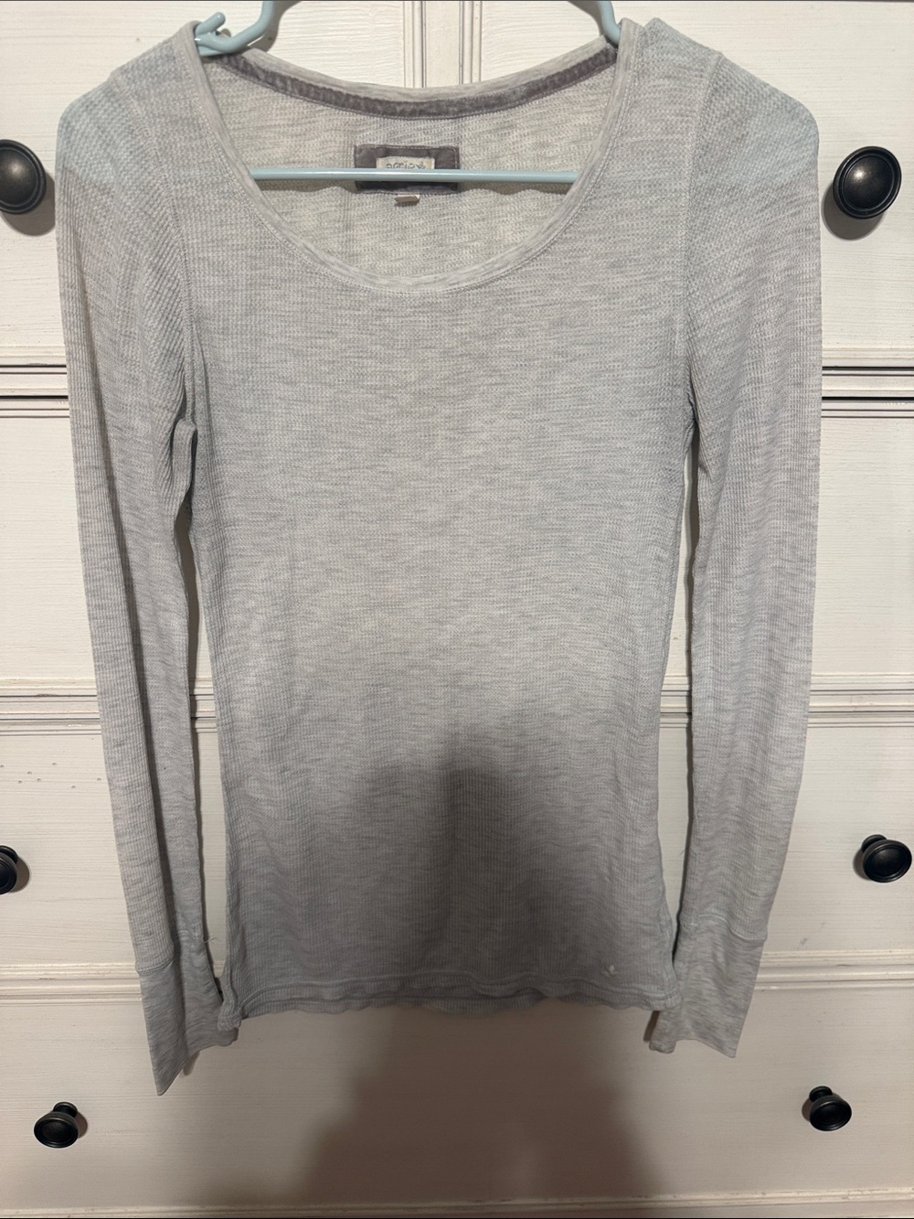 aerie Light Gray Long Sleeve Scoop Neck Tee